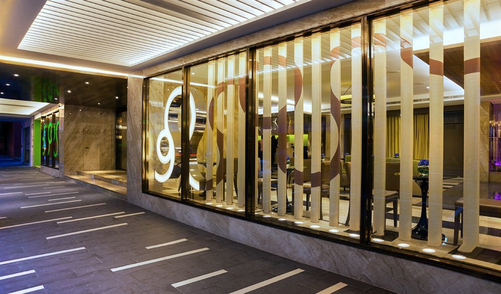 Park City Hotel Central Тайджун Екстериор снимка